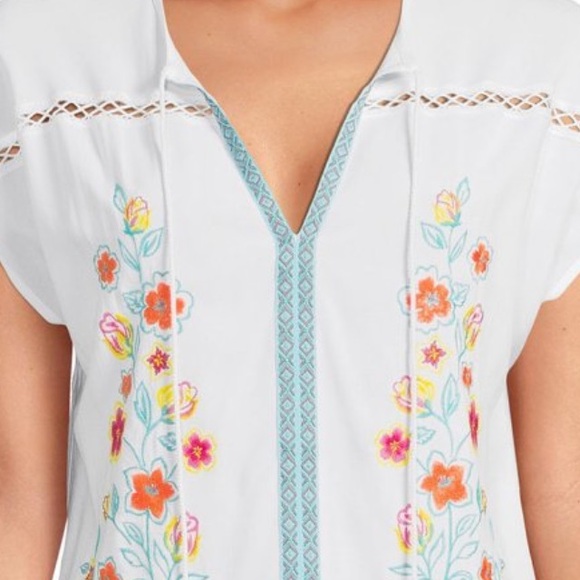 THE PIONEER WOMAN EMBROIDERED RUFFLE HEM BLOUSE‎ - Picture 3 of 10